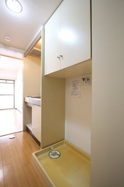 サンパレス南町 室内洗濯機置場