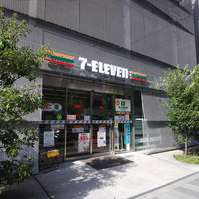 ステージファースト両国Ⅱアジールコート セブンイレブン 墨田亀沢3丁目店