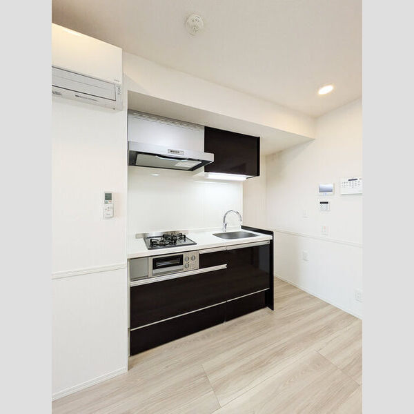 グラナーデ高野台205号室 キッチン