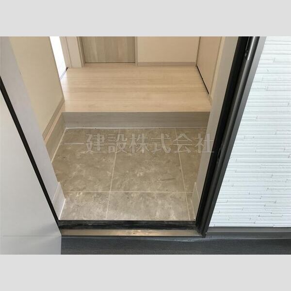 リーブルファイン風渡野101号室 玄関