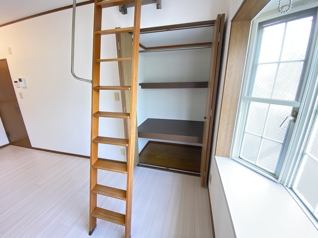 エーデルワイス 収納