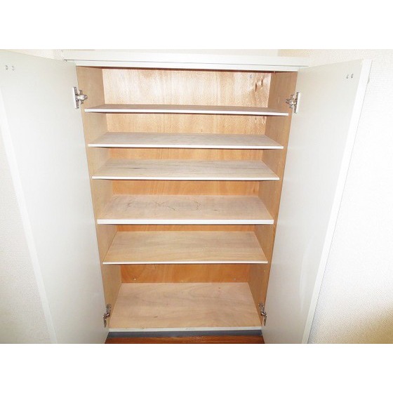 エステートピア・ｕ２号棟 下駄箱