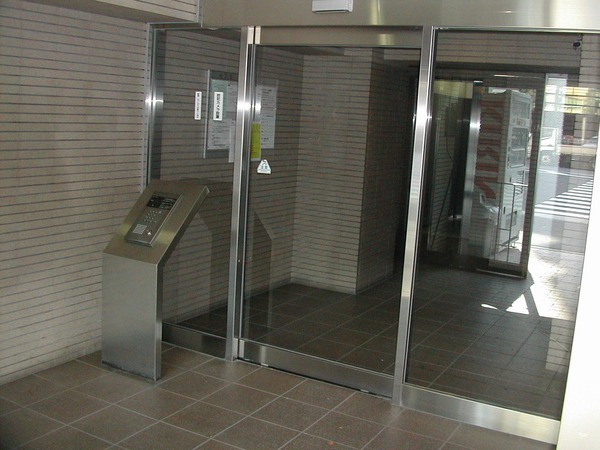 メインステージ巣鴨404号室 エントランス