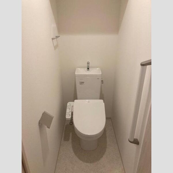 Alivis一之江407号室 トイレ