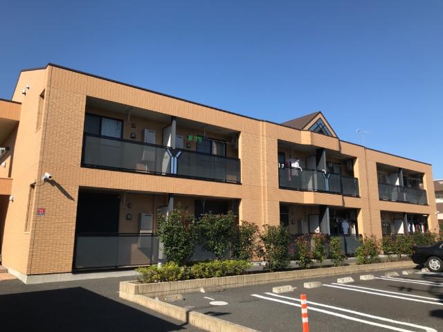 ウイングコート 外観写真（昼）