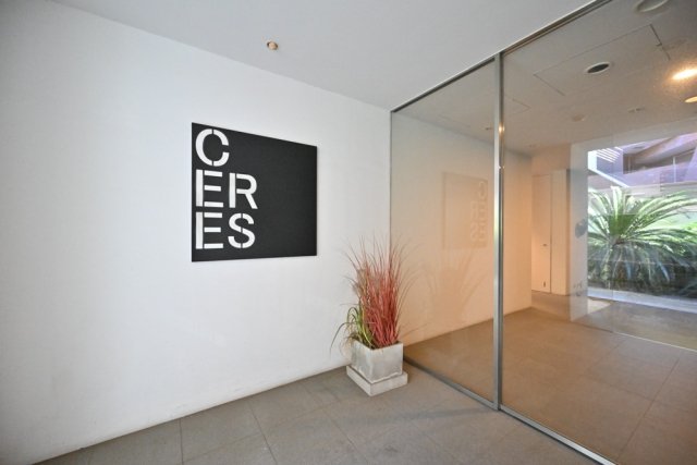 ＣＥＲＥＳ2階 エントランス