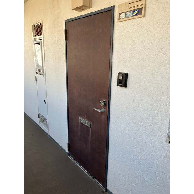 サニーレジデンス平塚Ⅰ203号室 玄関