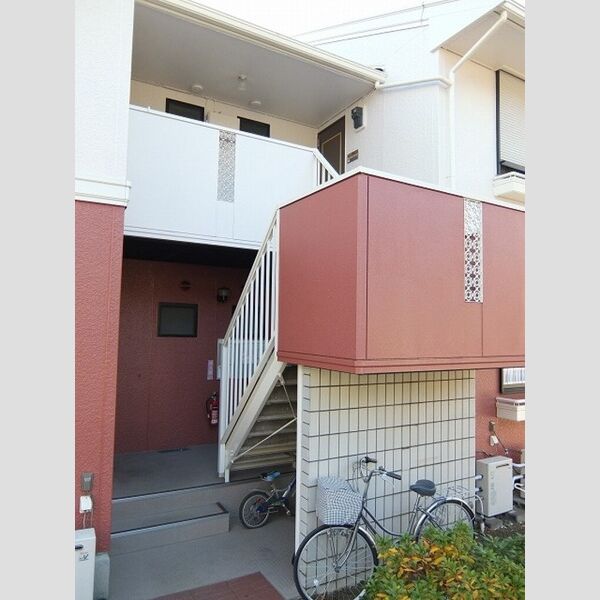 グレープ・シュライン　I エントランス