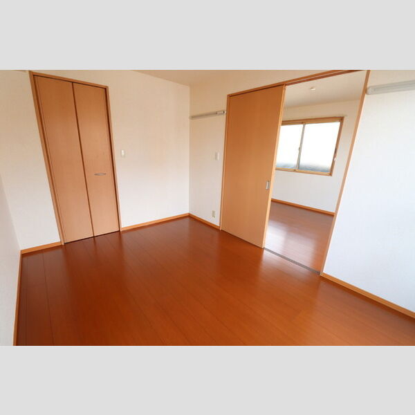 ヴィオレシャトー101号室 洋室