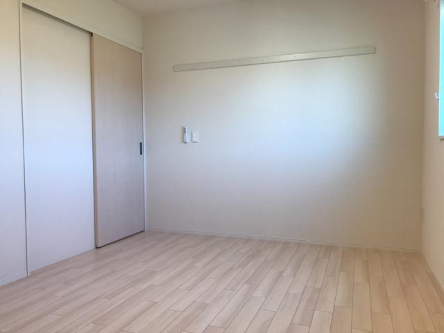 ＣＯＲＮＩＯＬＯ （コルニオーロ） 洋室