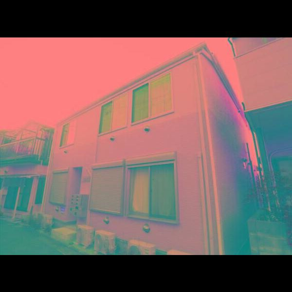 エヌセーラの外観画像