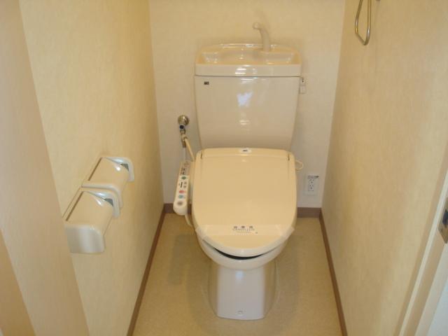 トゥ　ヴェール（Ｔout　Vert） シャワー付トイレ