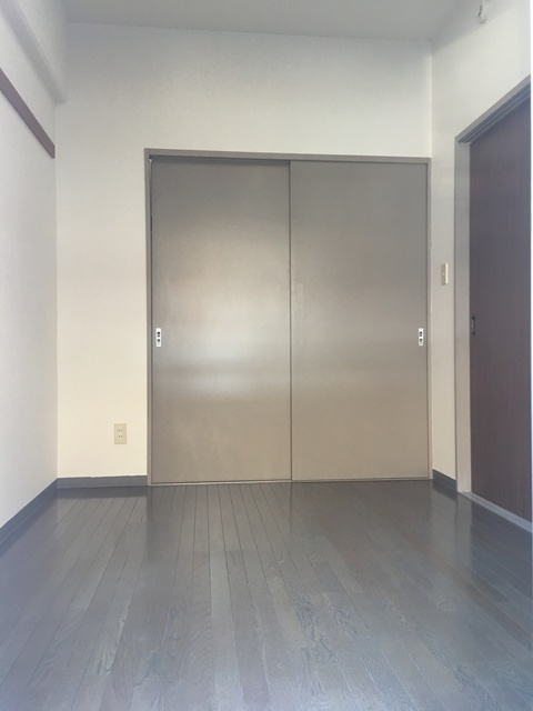 ラフィーネ横浜0703号室 洋室２　※別号室の参考写真(現況優先・仕様違いの場合あり)