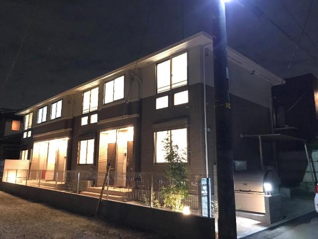エルミタージュⅡ 外観写真（夜）