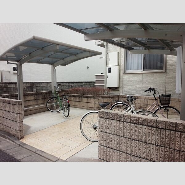 ルフラン 駐輪場