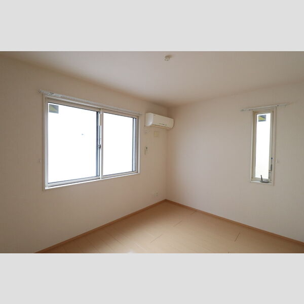 PARK　HILLS　MIYAKO　F205号室 洋室