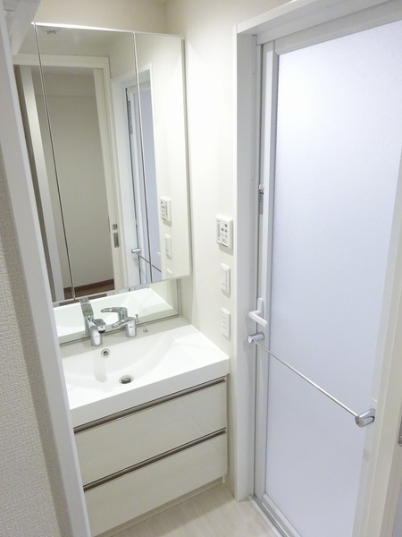 ザ・レジデンス・オブ・トーキョーＣ１８403号室 洗面