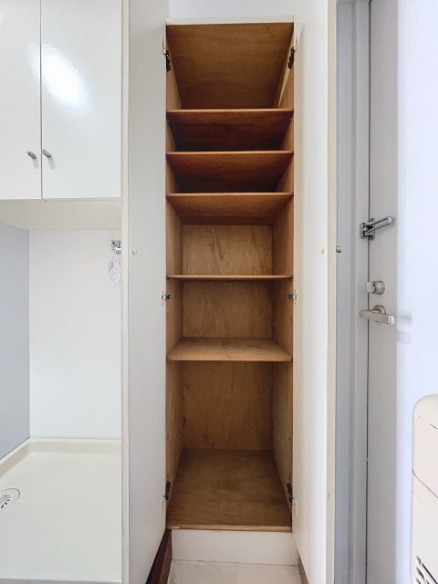 サンパレス南町 靴入