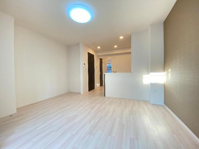 グリーンシャトー206号室 リビング（イメージ）