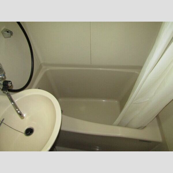 ミキハイツ202号室 原状回復工事中につき、前回募集時のお写真です。