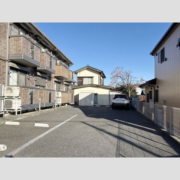 ヴェルデ都町 駐車場