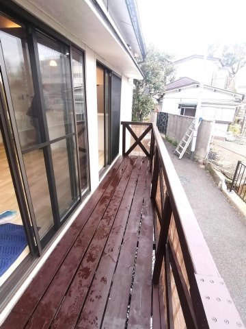 MIHARASHI 東武練馬・西台戸建 南向きで陽当たり良好。そのままウッドデッキに出られます