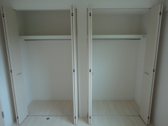 ＡｉｒＲｉａ（エアリア） 玄関～階段