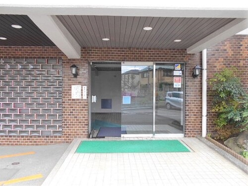 稲毛ブルースカイハイツ エントランス外観