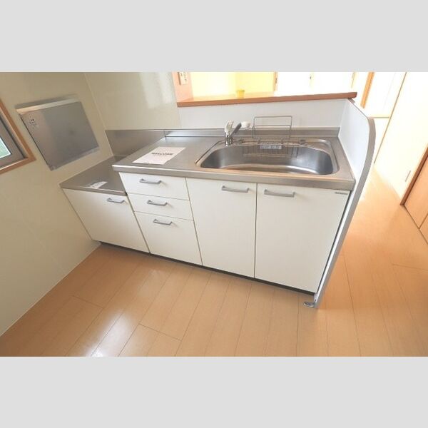 モダンコートウラワ システムキッチン