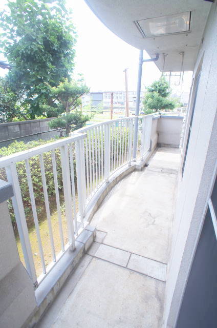 ルミエール若葉0104号室 バルコニー