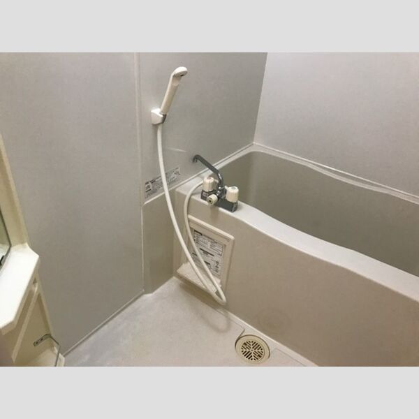 ベルテ・イマイ205号室 浴室