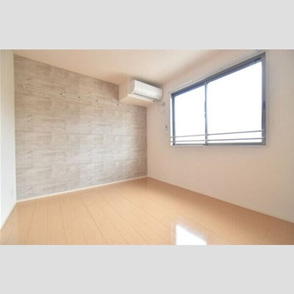 ハイネスA202号室 居室