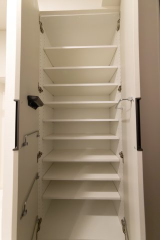 RESIDENCE　KOENJI326号室 収納
