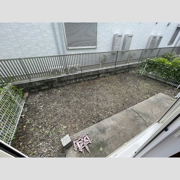 サージュ103号室 専用庭