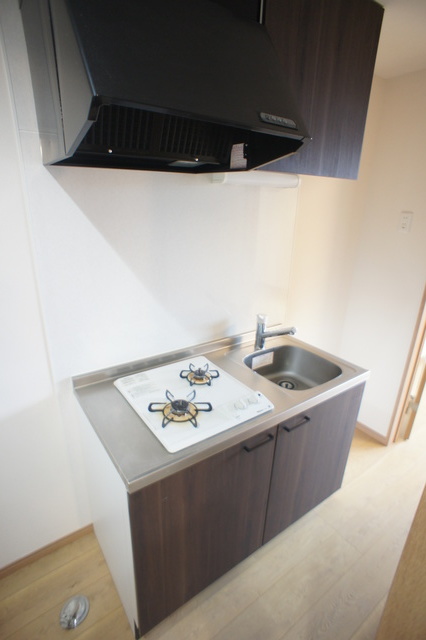 ルミエール・エタンセル　サンク0204号室 2口ガスコンロ