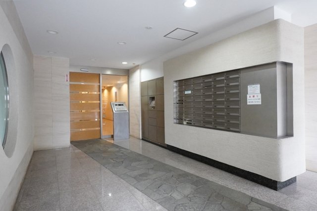 スカイコートヌーベル巣鴨 エントランス