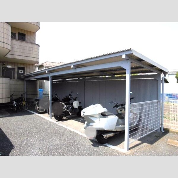 ラポール16301号室 駐輪場