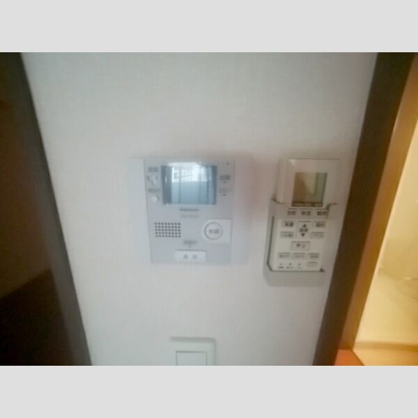 WHITE　RESIDENCE TVインターホン