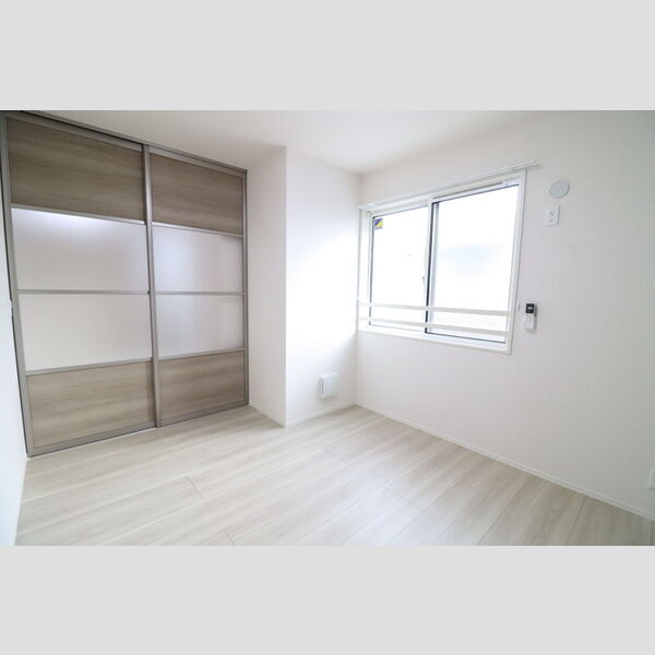 ノーブルヴィラ上尾302号室 洋室