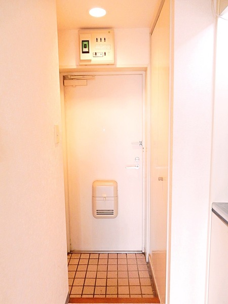 ベルタール橋本 玄関