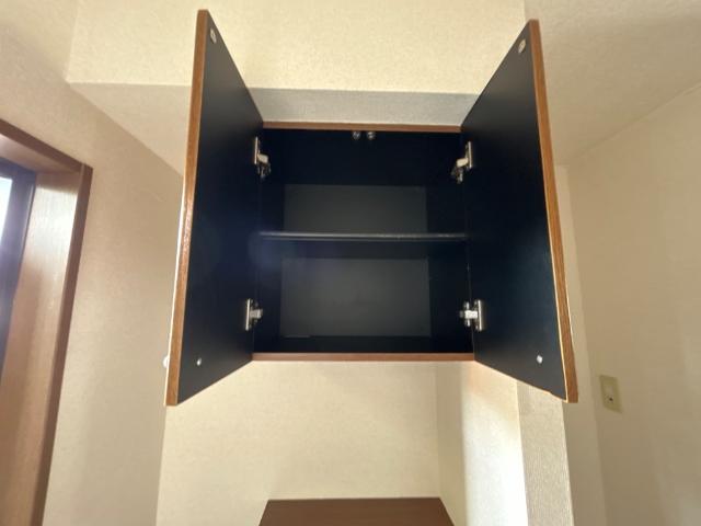 ロズウェルシブヤ201号室 下駄箱上収納