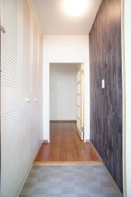 アビタシオンＩＳＨＩＤＡ0107号室 玄関