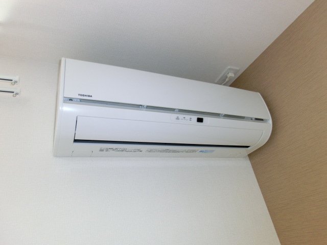 ＩＶＹ　ＣＯＵＲＴ（アイビーコート）103号室 エアコン