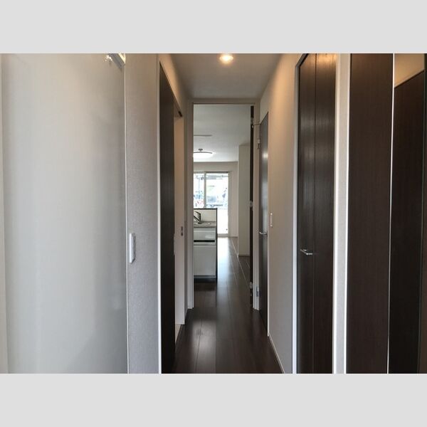 クレードルわかば101号室 玄関