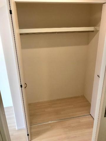 レガシープレイス片瀬205号室 クローゼット