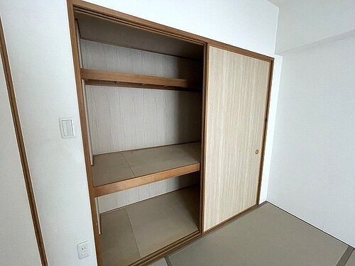 ライオンズ田無ウエストプレイス 和室　押入　内装前
