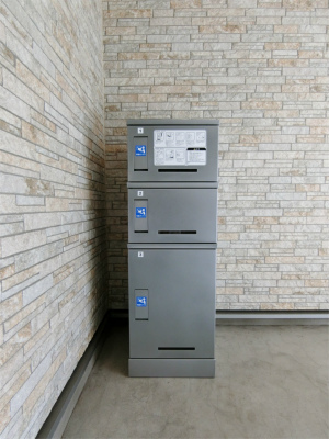 リブリ・グランカリテ1階 宅配ボックス