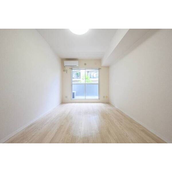 メゾン・ド・クラルテ リビング