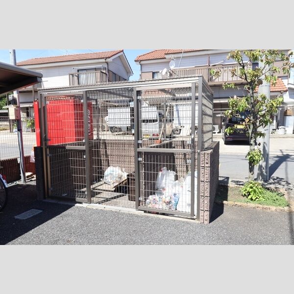 Garden House 三郷　C ゴミ置き場