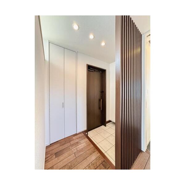 フォレストハウス緑台 玄関